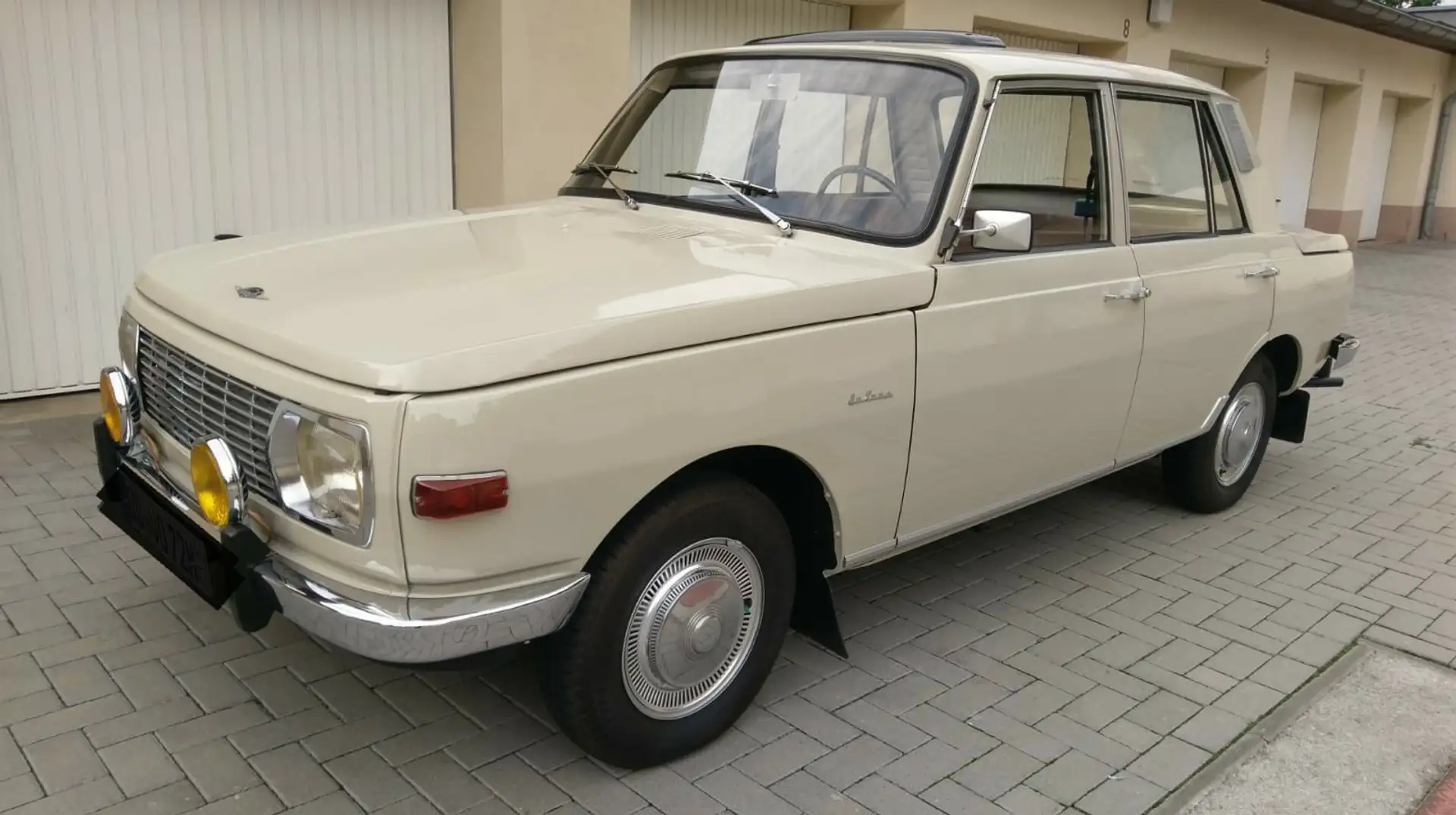 Wartburg 353 de luxe - 2