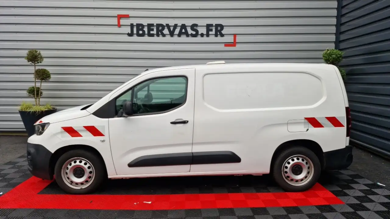 Peugeot Partner FOURGON LONG 950 KG BLUEHDI 130 SS BVM6 