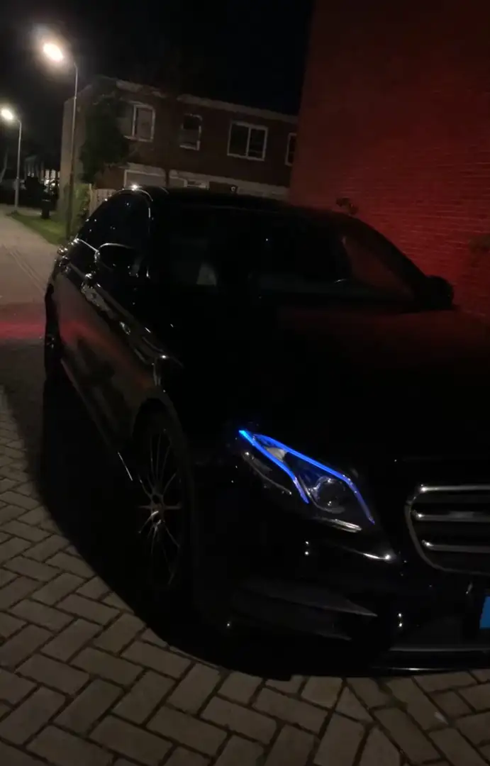 Mercedes-Benz E 220 Amg night full option Zwart - 2
