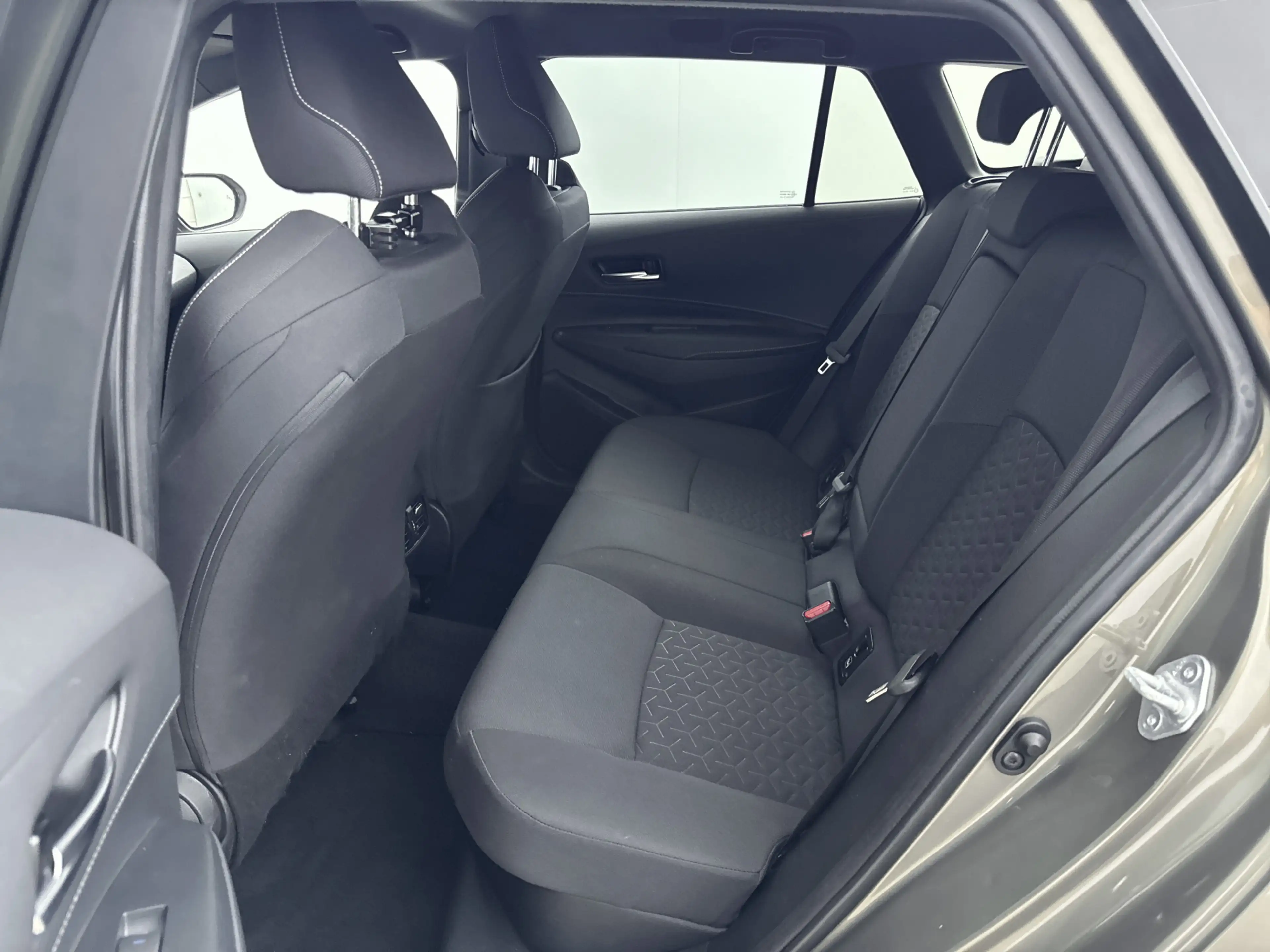 Suzuki Swace 1.8 Hybrid Style Limited | Voorruit-Stuur-Stoelver — photo 14