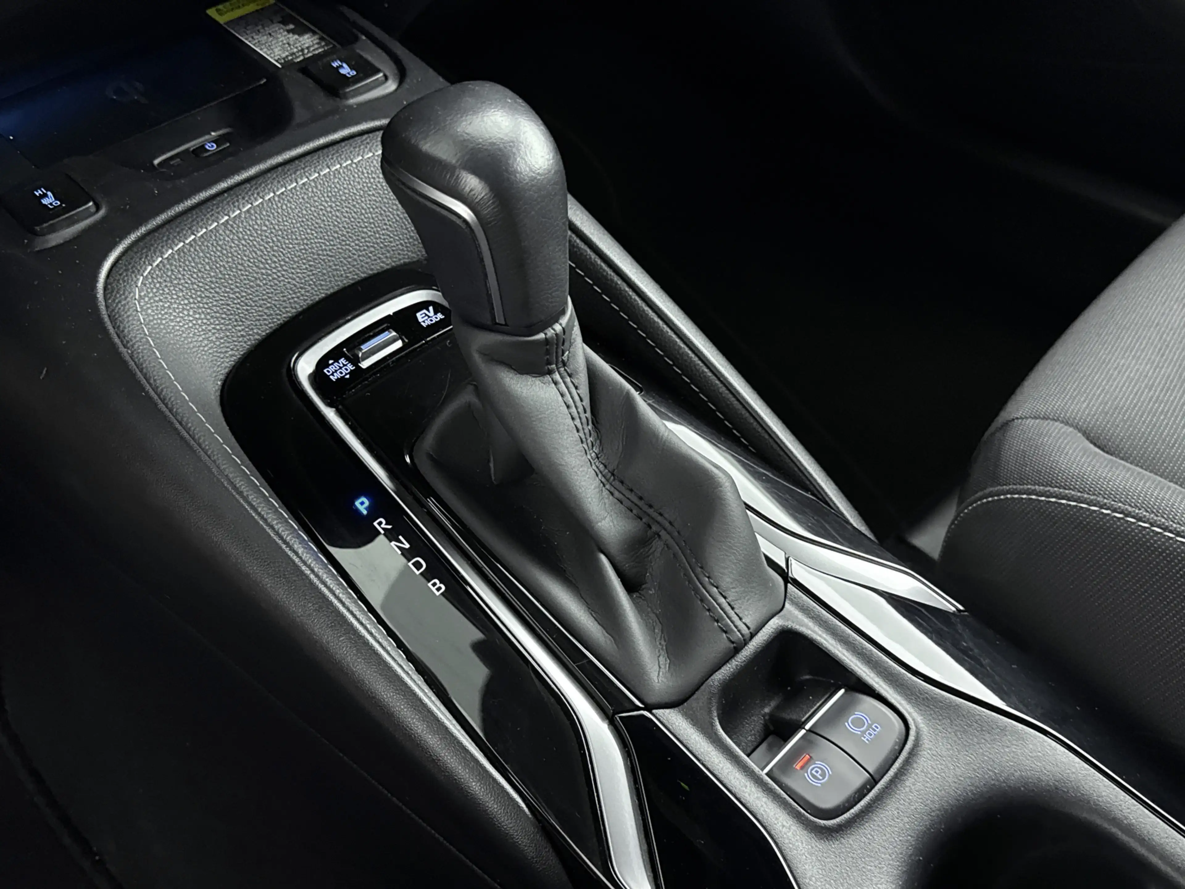 Suzuki Swace 1.8 Hybrid Style Limited | Voorruit-Stuur-Stoelver — photo 13
