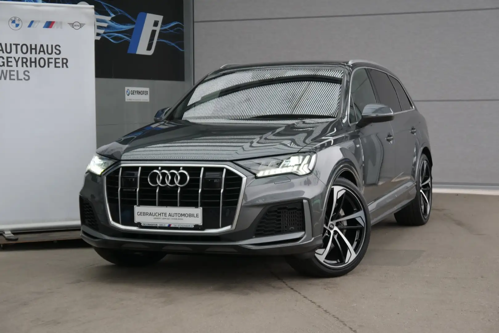 Audi Q7 55 TFSI S-line quattro *7-S Grau - 2
