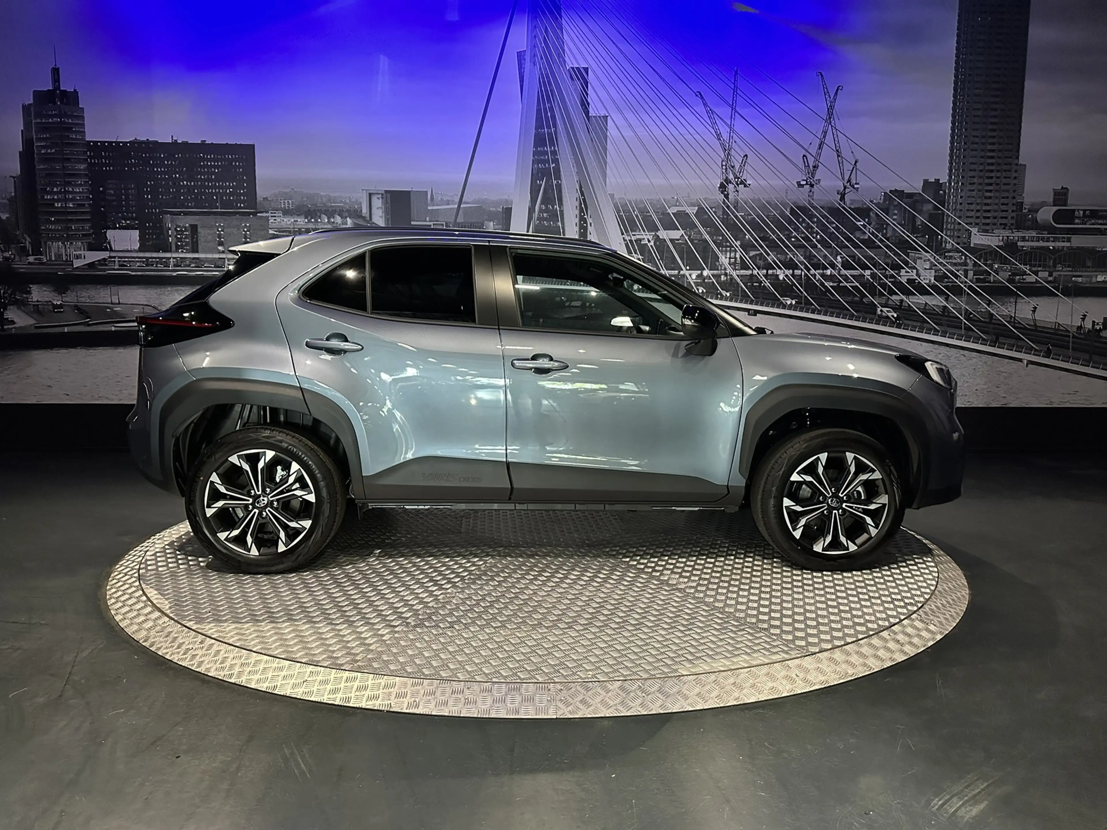 Toyota Yaris Cross 1.5 Hybrid 130 Dynamic *Facelift*Nieuw*Direct Besc — photo 2