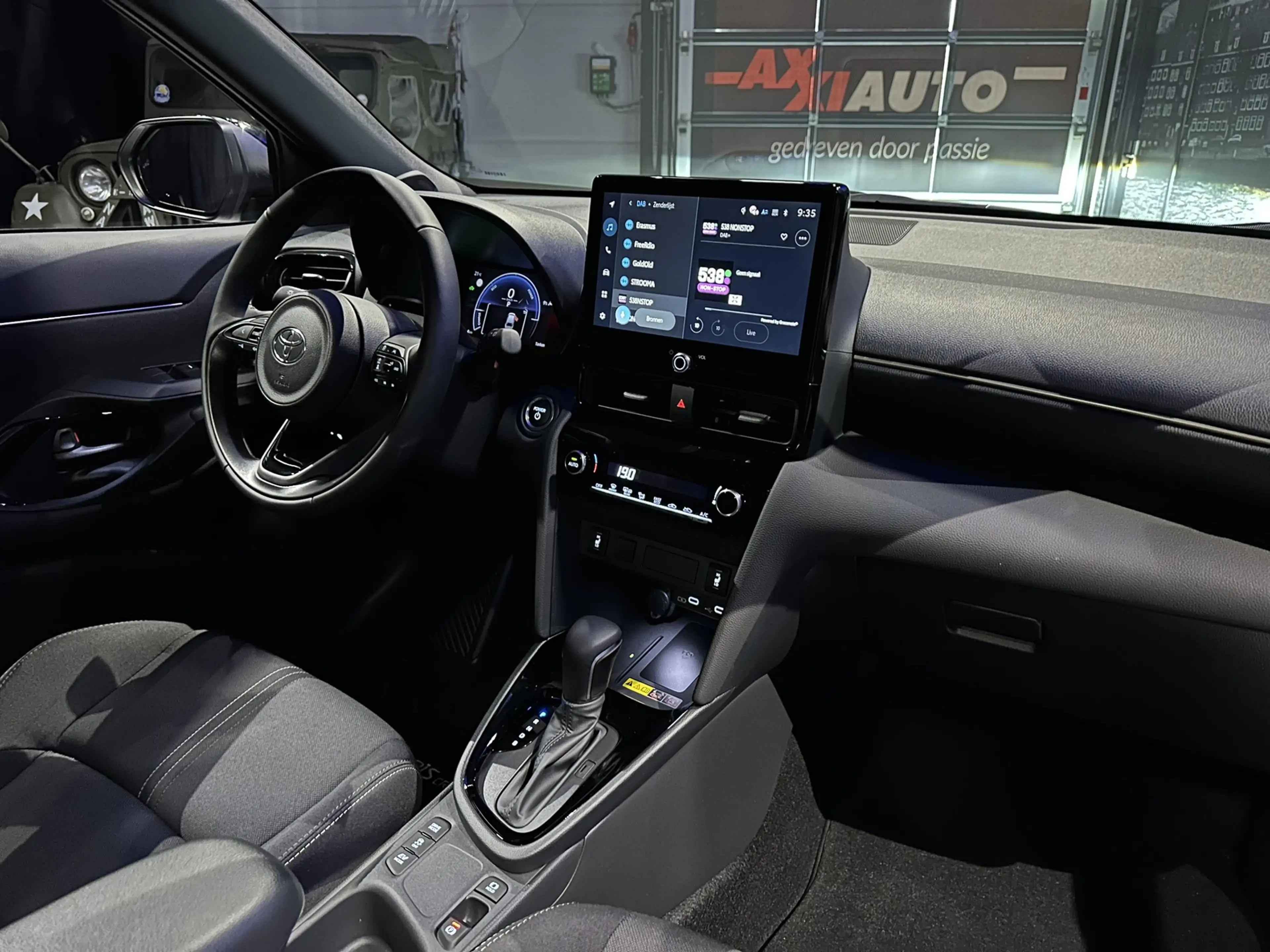 Toyota Yaris Cross 1.5 Hybrid 130 Dynamic *Facelift*Nieuw*Direct Besc — photo 26