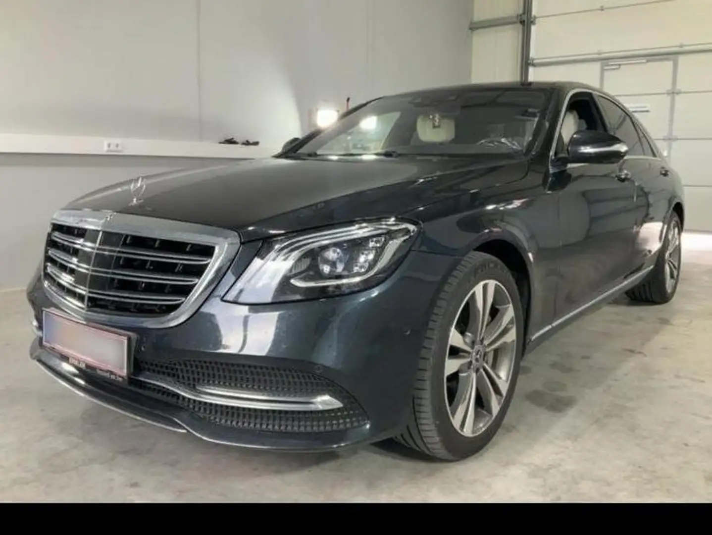 Mercedes-Benz S 560 S 560 4Matic V8 *Panorama*Burmester*Night Vision* Schwarz - 1