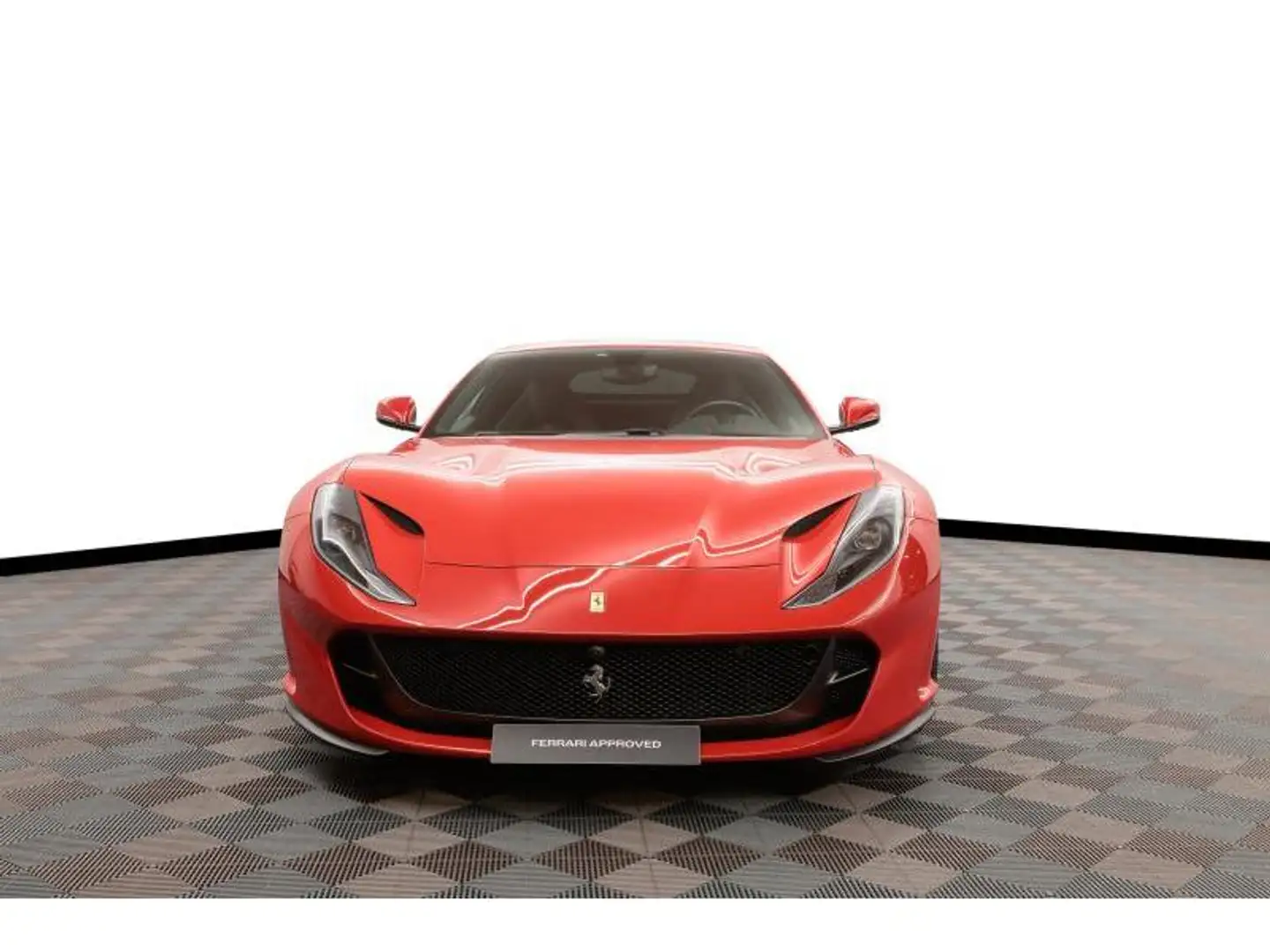 Ferrari 812 SuperFast Rouge - 2