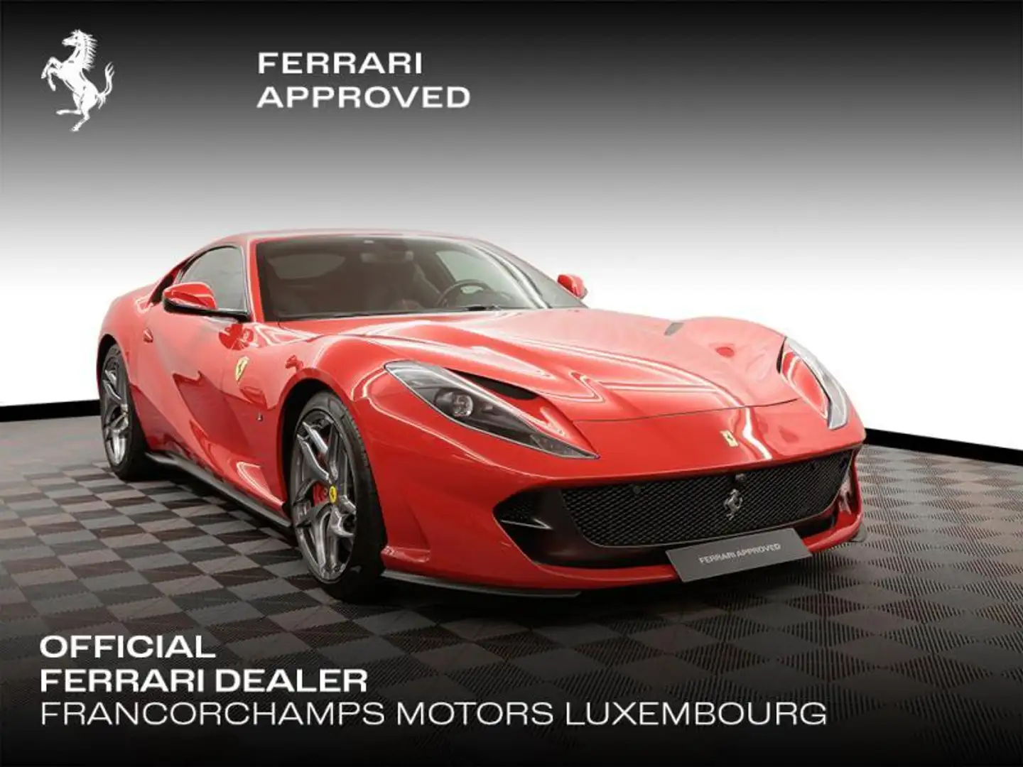 Ferrari 812 SuperFast Rouge - 1