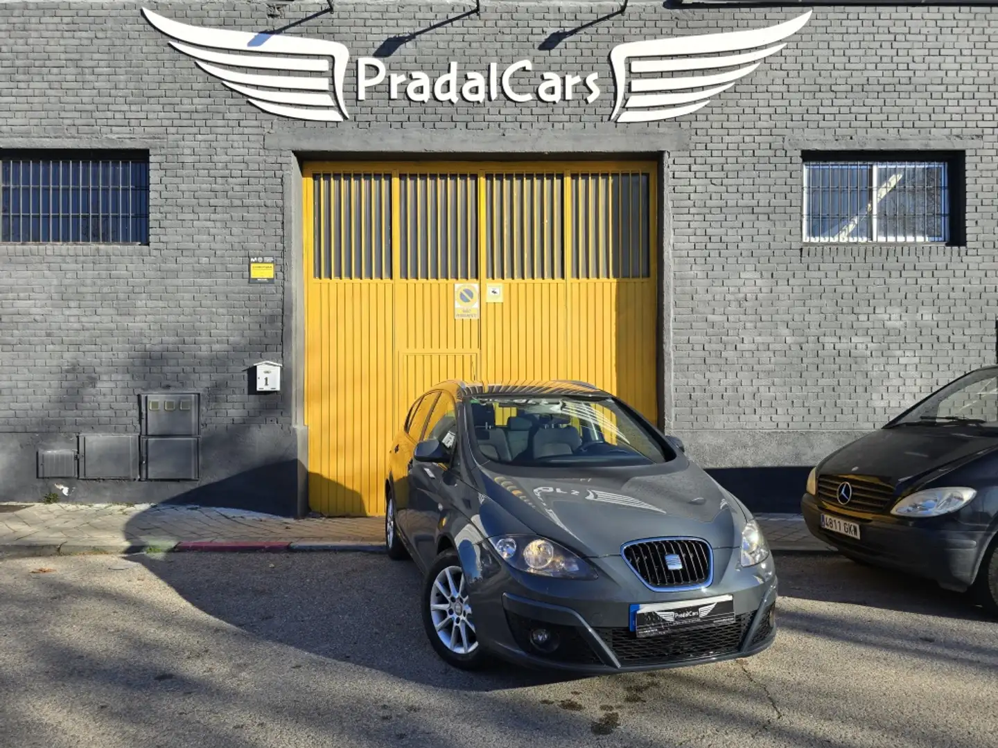 SEAT Altea XL 1.6TDI CR S&S Style E-eco. Grijs - 1
