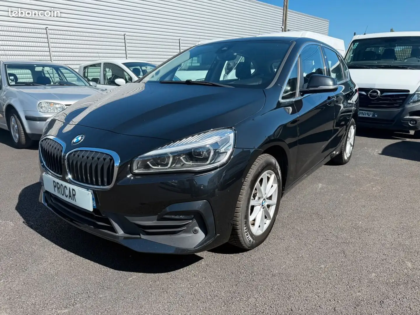 BMW 216 216DA BUSINESS DESIGN DKG7 1ére MAIN TVA Negro - 1
