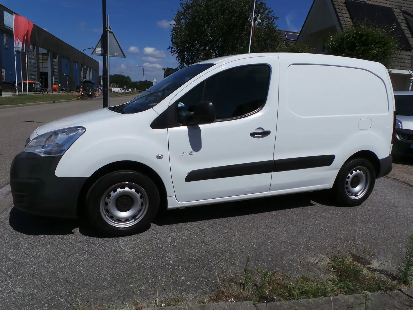 Peugeot Partner 120 1.6 BlueHDi 100pk L1 XT Aut. MARGE/GEEN BTW Ai Wit - 1
