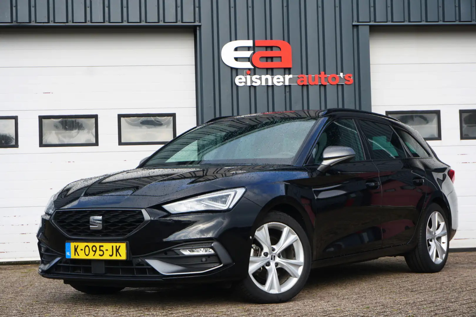 SEAT Leon Sportstourer 1.5 eTSI FR FULL LED | STOEL/STUURVER Noir - 1