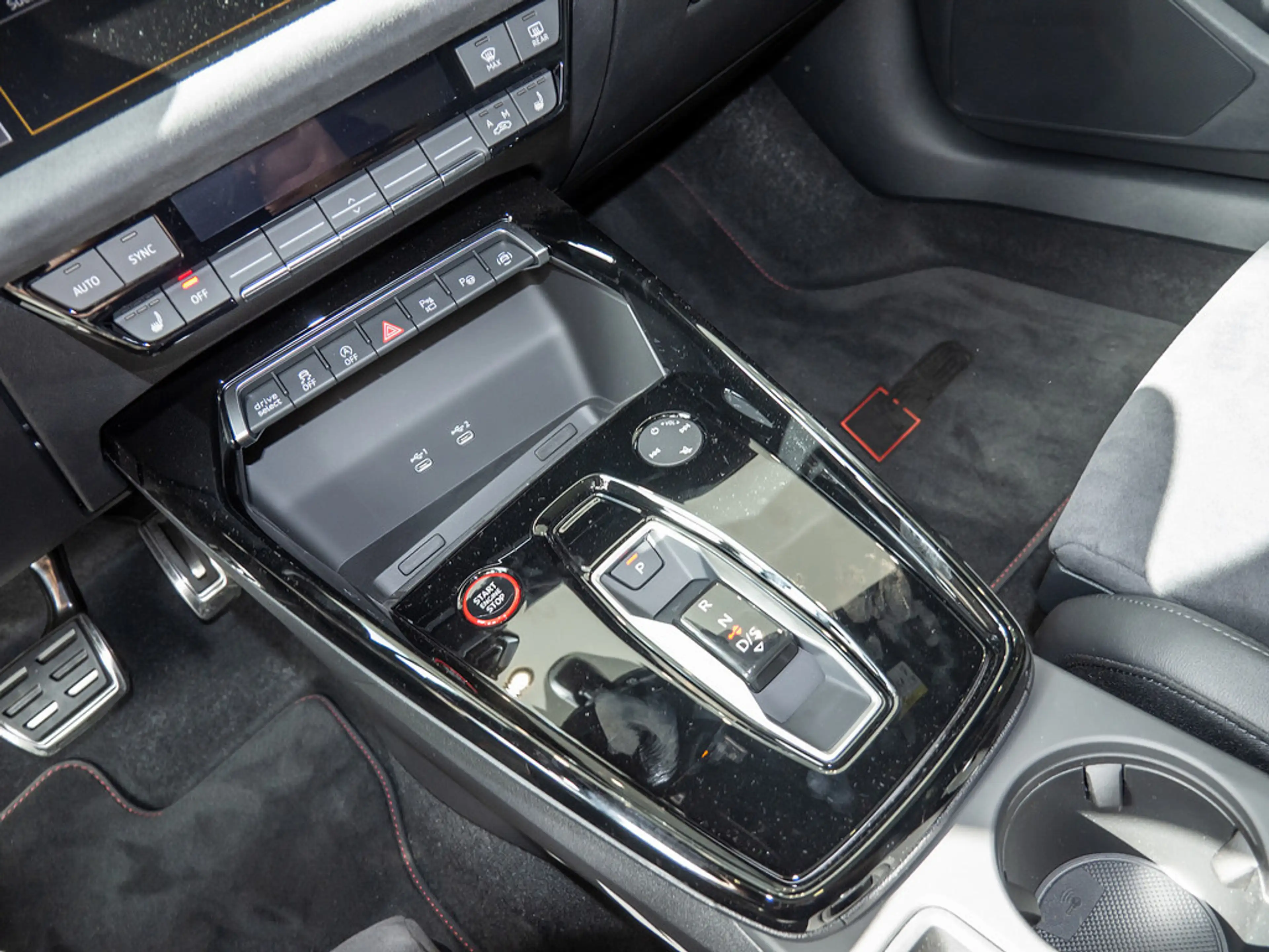 Audi RS3 — photo 13