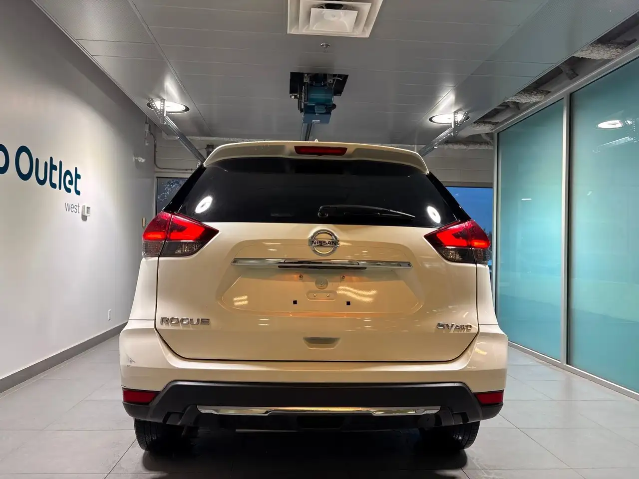 Nissan Rogue снимка Nissan Rogue