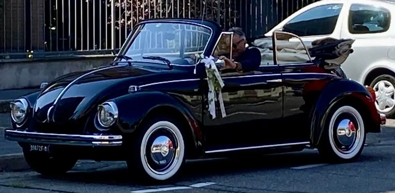 Volkswagen Maggiolino Cabrio, foto 1