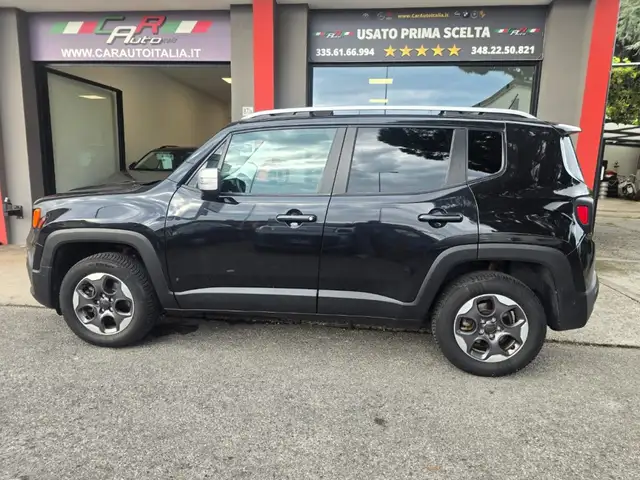 Jeep Renegade view 2