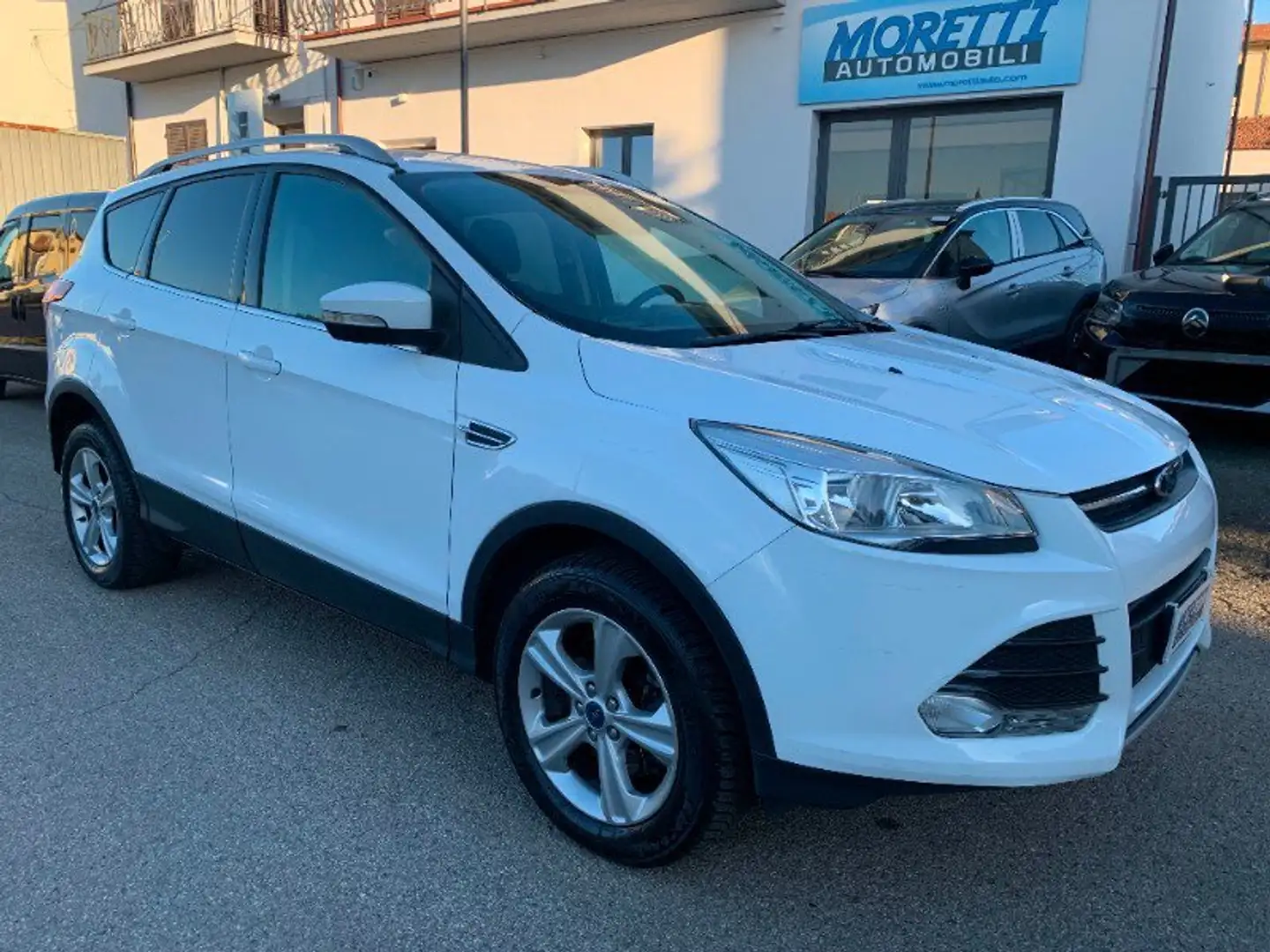Ford Kuga Kuga 2.0 TDCI 120 CV S&S 2WD Plus Bianco - 1