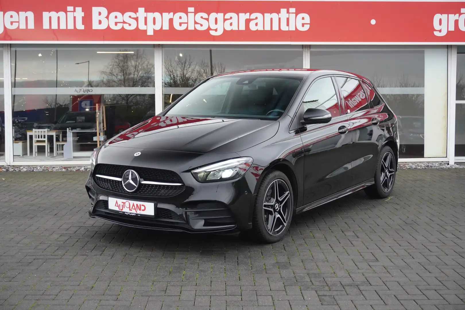 Mercedes-Benz B 250 B250 e AMG Line LED Navi Kamera Virtual Cockpit Schwarz - 2