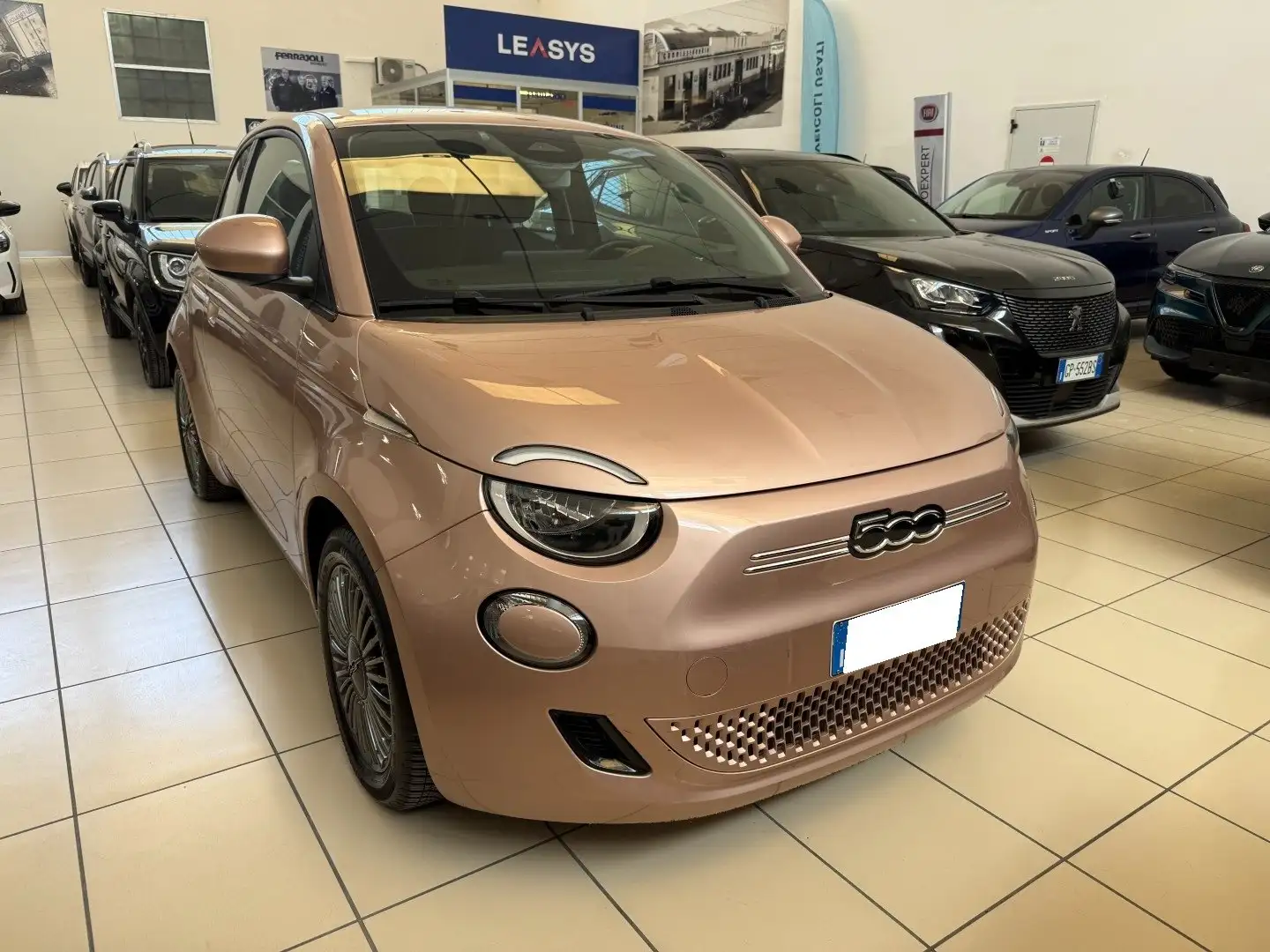 Fiat 500e 500e 42 kWh 320 Icon Oro - 2