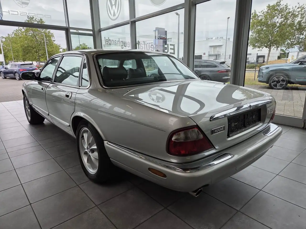 Jaguar XJ8 3.2 Executive, foto 6