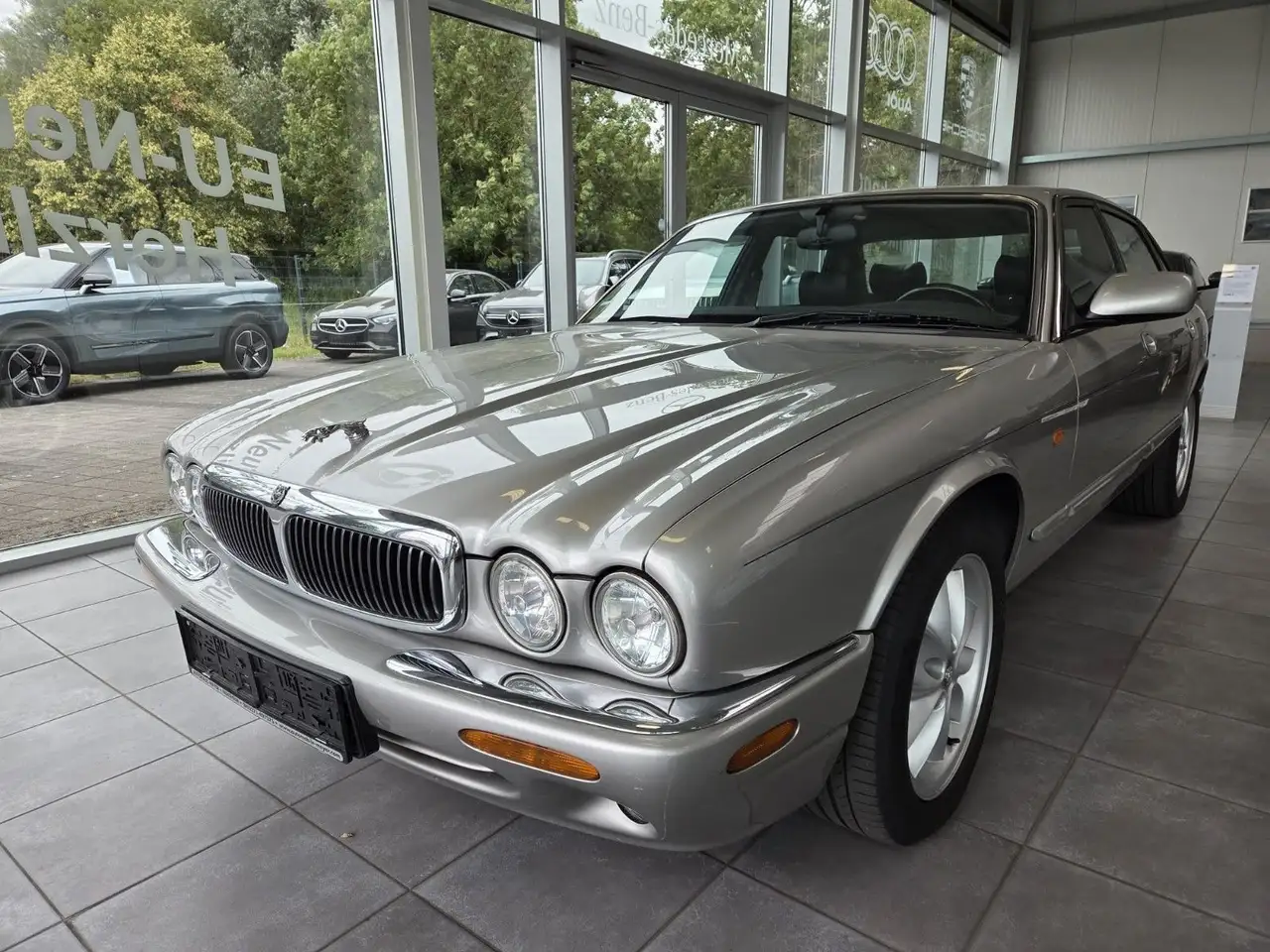 Jaguar XJ8 3.2 Executive, foto 3