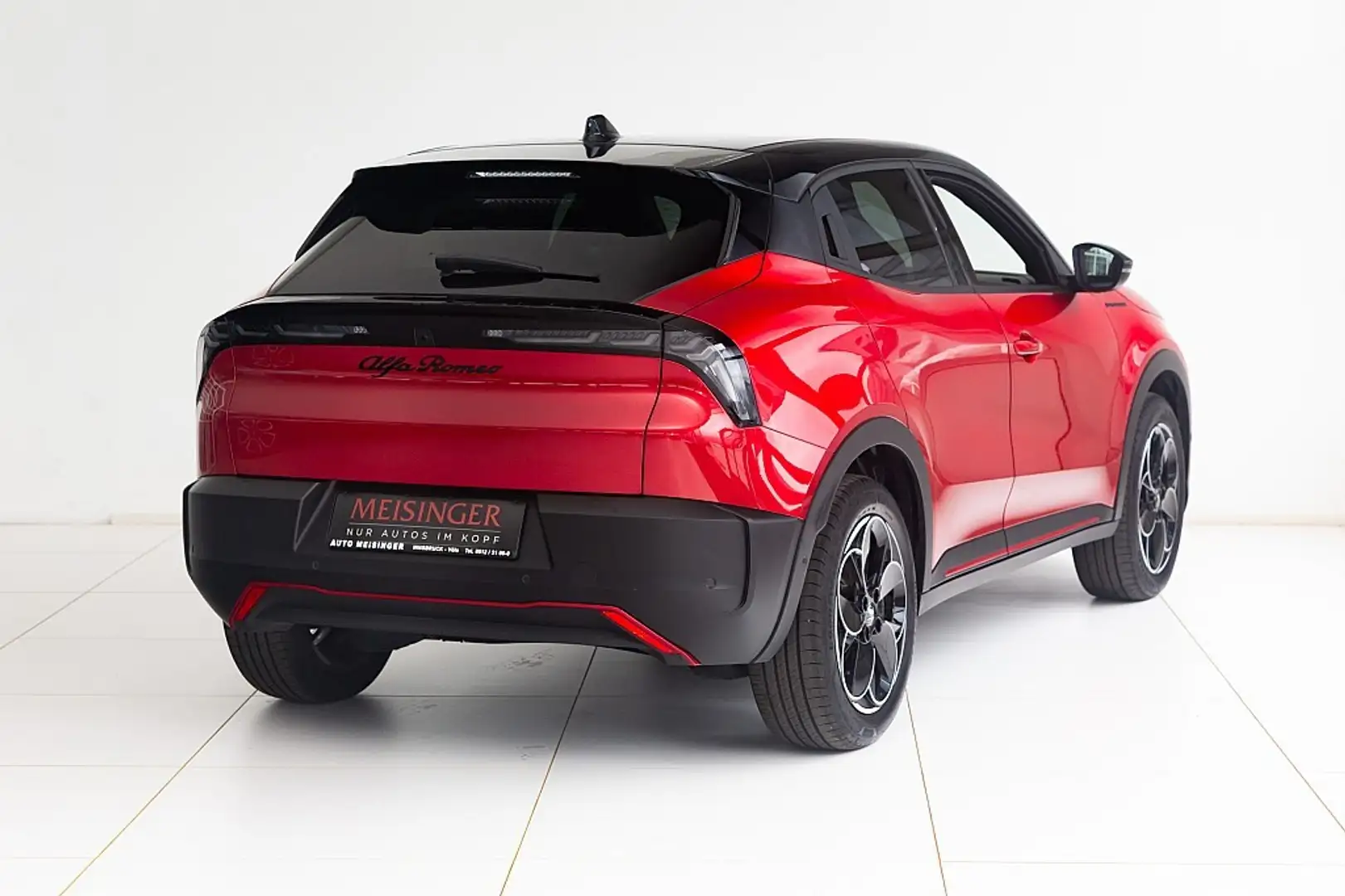 Alfa Romeo Junior Elettrica Batterie 54kWh Speciale Rot - 2