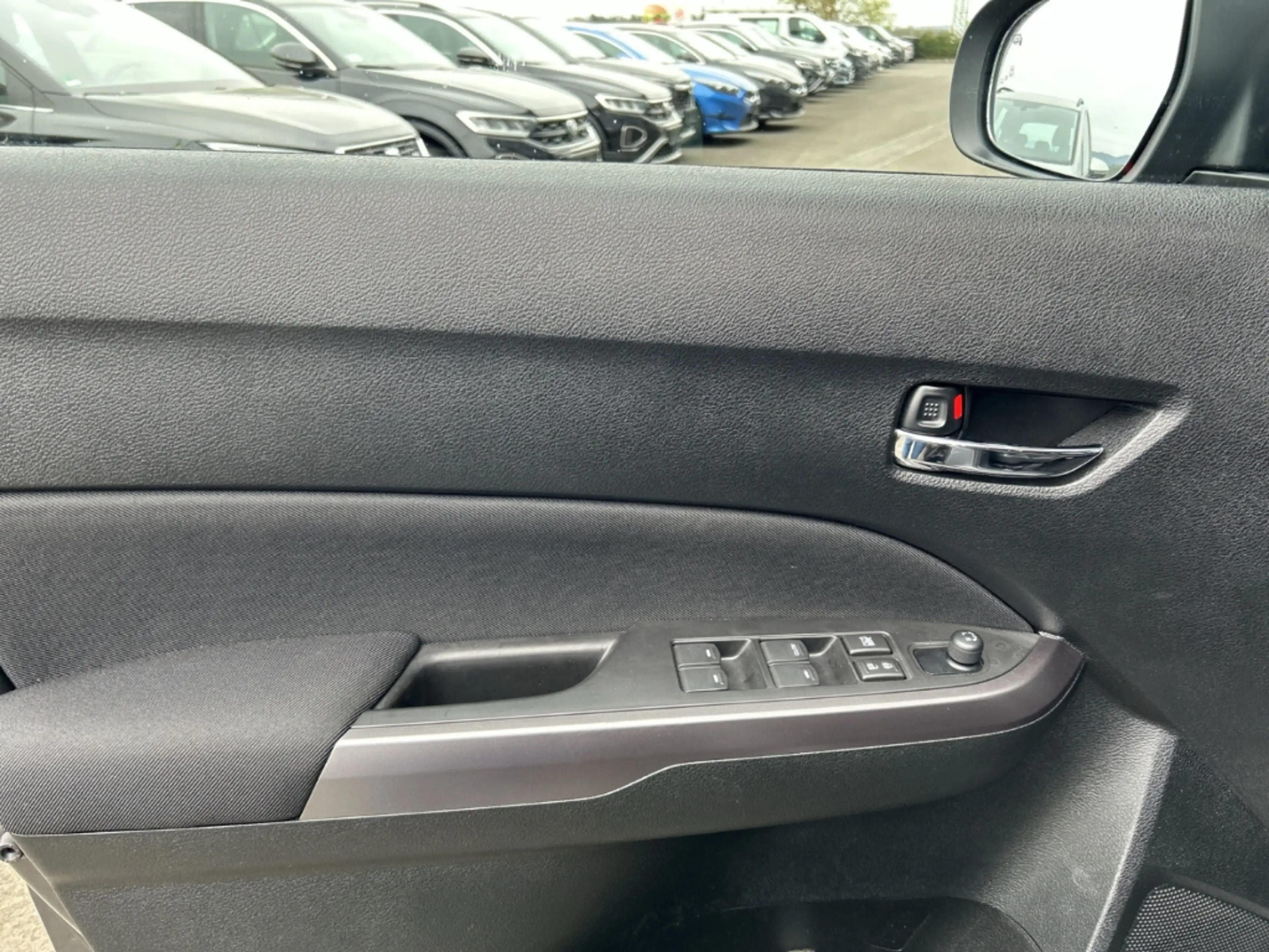 Suzuki Vitara 1.4GL+ Mild Hybrid 48V LED Navi RFK LM 17 SHZ Blue — photo 7