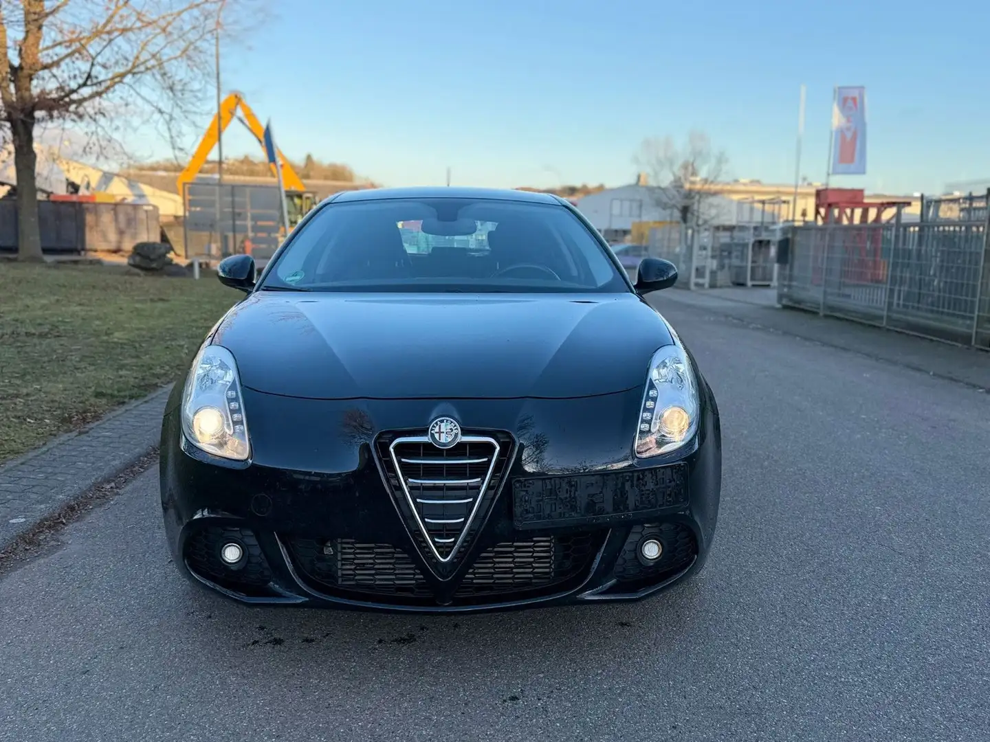 Alfa Romeo Giulietta 2.0 JTD I Xenon I 2.Hand Schwarz - 2