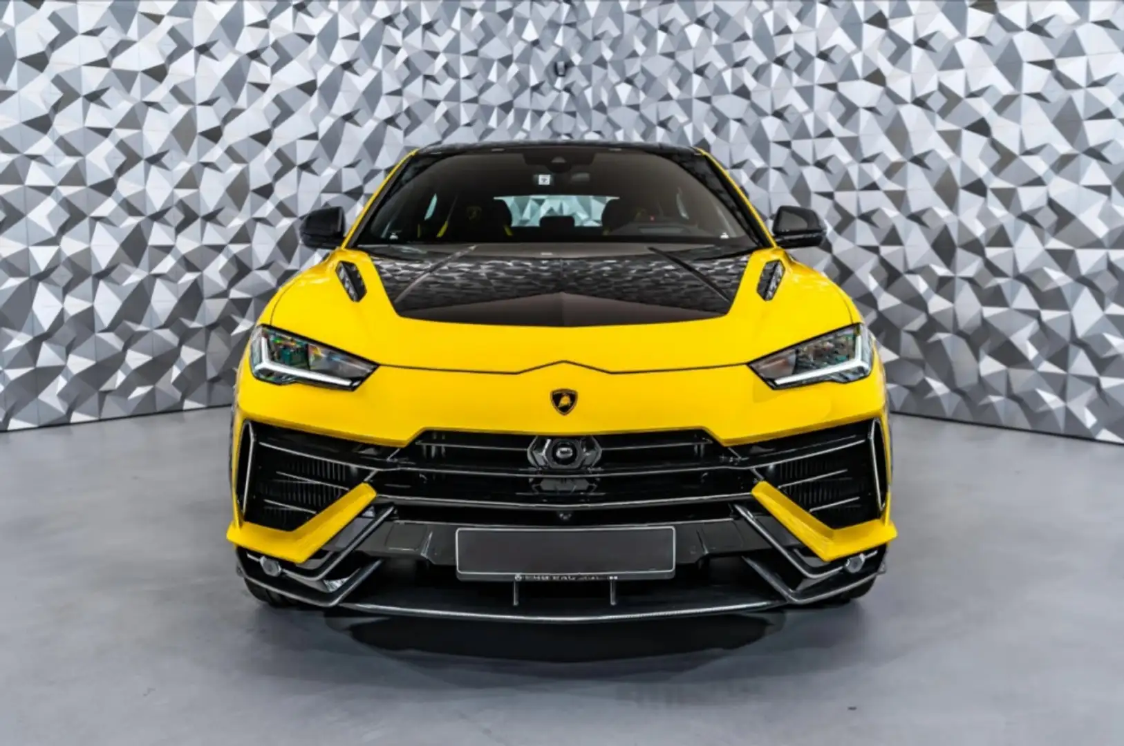 Lamborghini Urus Performante Geel - 2