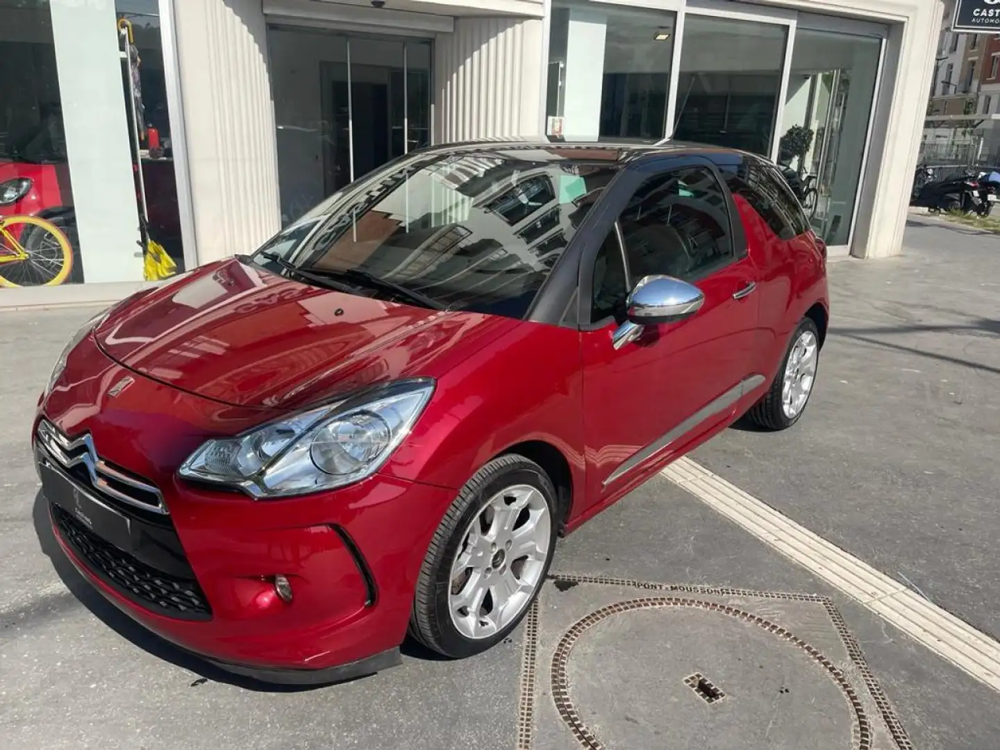 Citroen DS3 1.6 VTI SO CHIC BA Rojo - 1