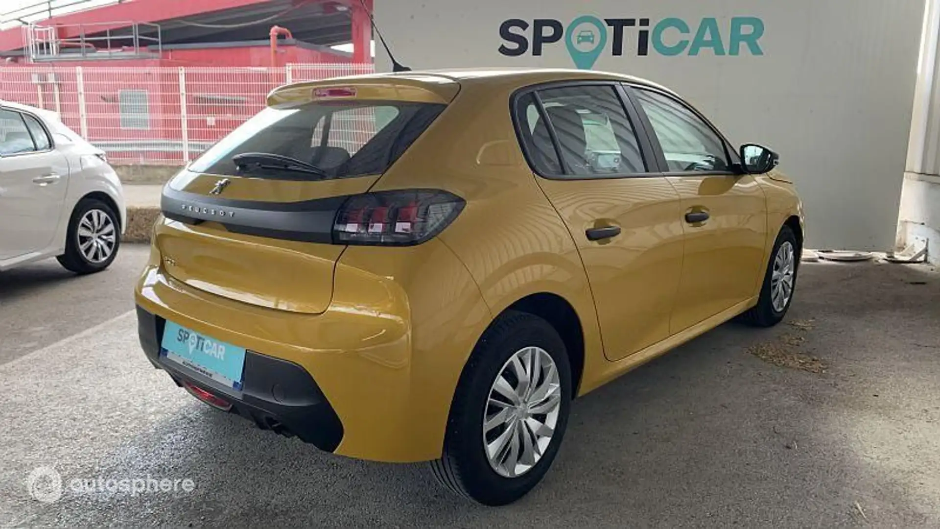 Peugeot 208 1.2 PureTech 75ch S\u0026S Like - 2