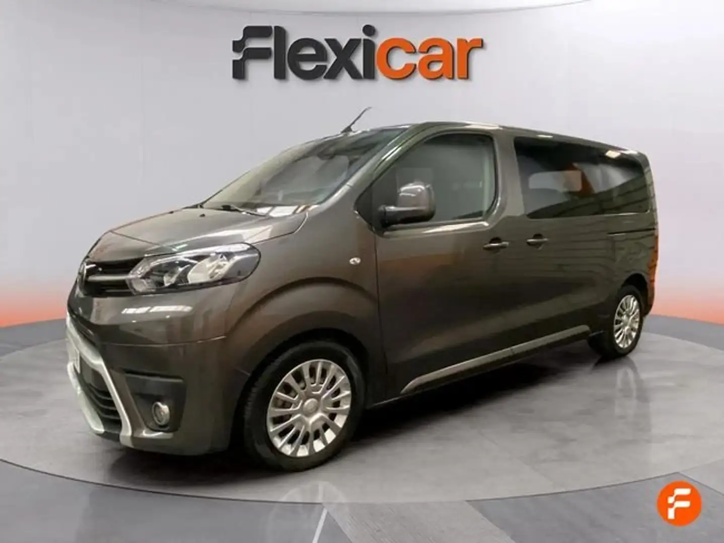 Toyota Proace Family L1 2.0D 8pl. Advance 150 Gris - 2