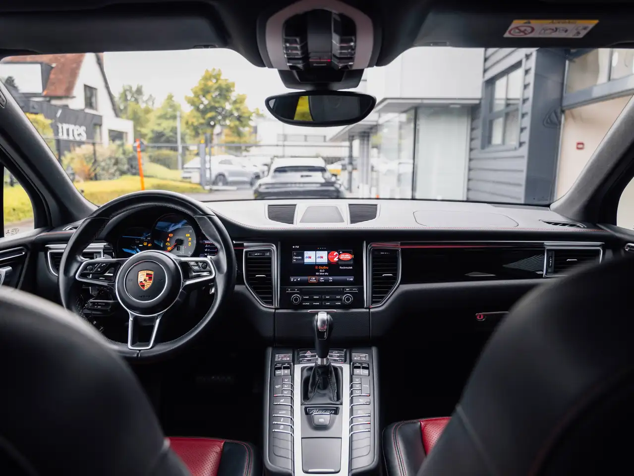 Porsche Macan — photo 15 sur 31