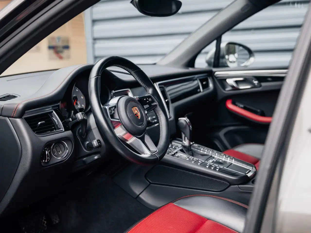 Porsche Macan — photo 14 sur 31