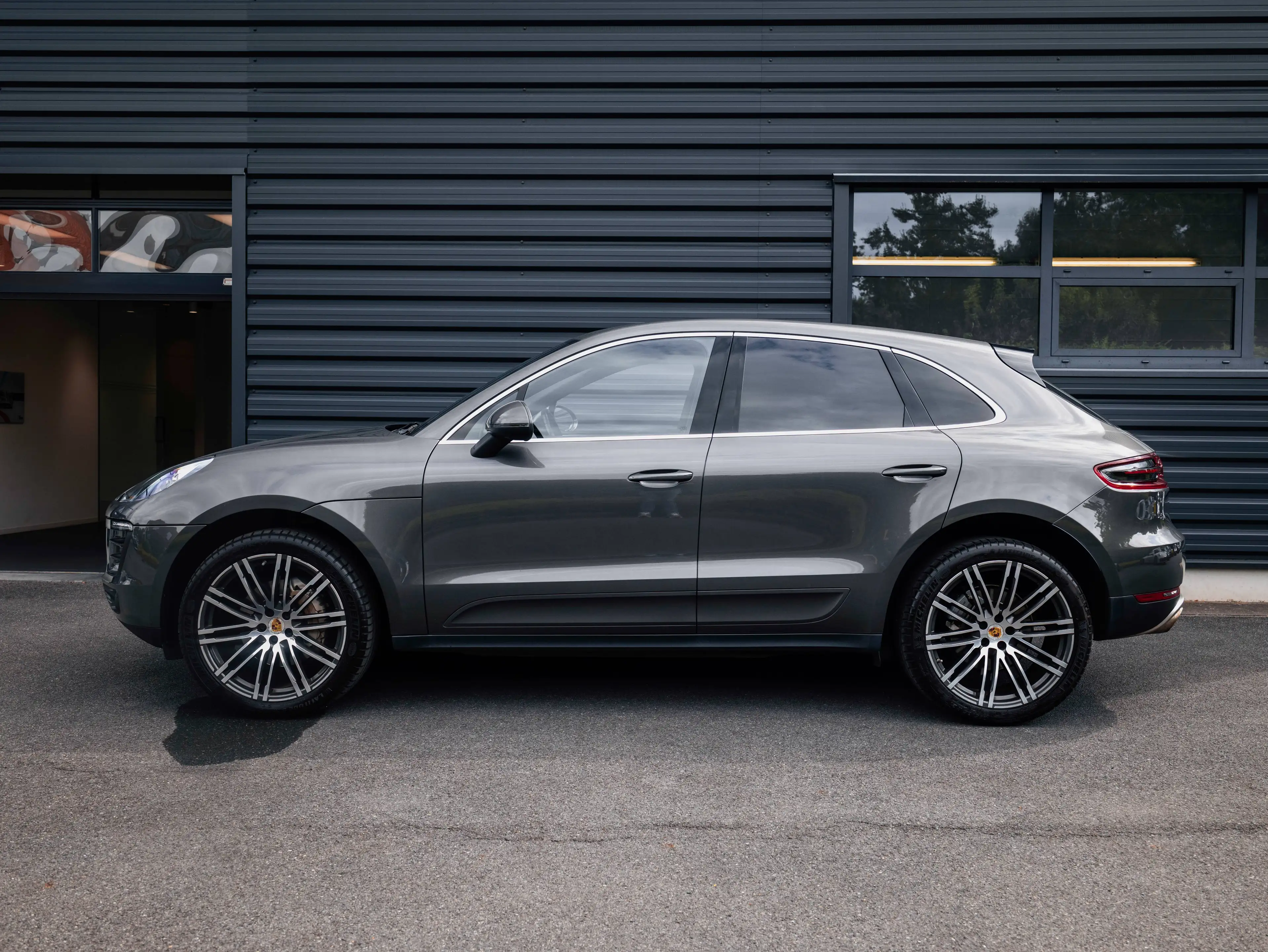 Porsche Macan Macan S - 1st owner - 2 YEARS Porsche Approved till 15 October — photo 6