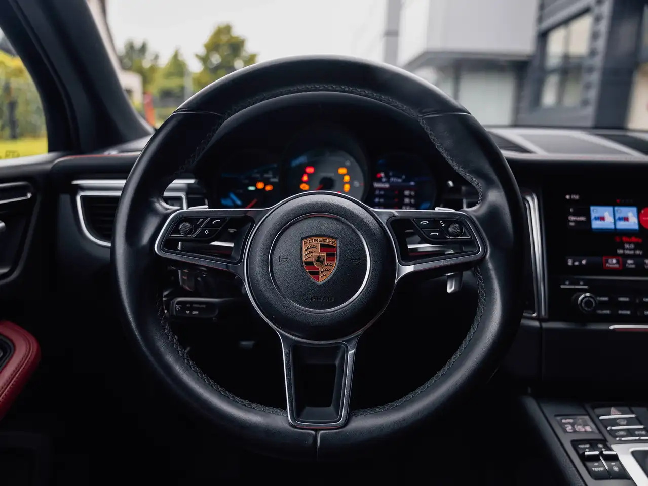 Porsche Macan — photo 13 sur 31