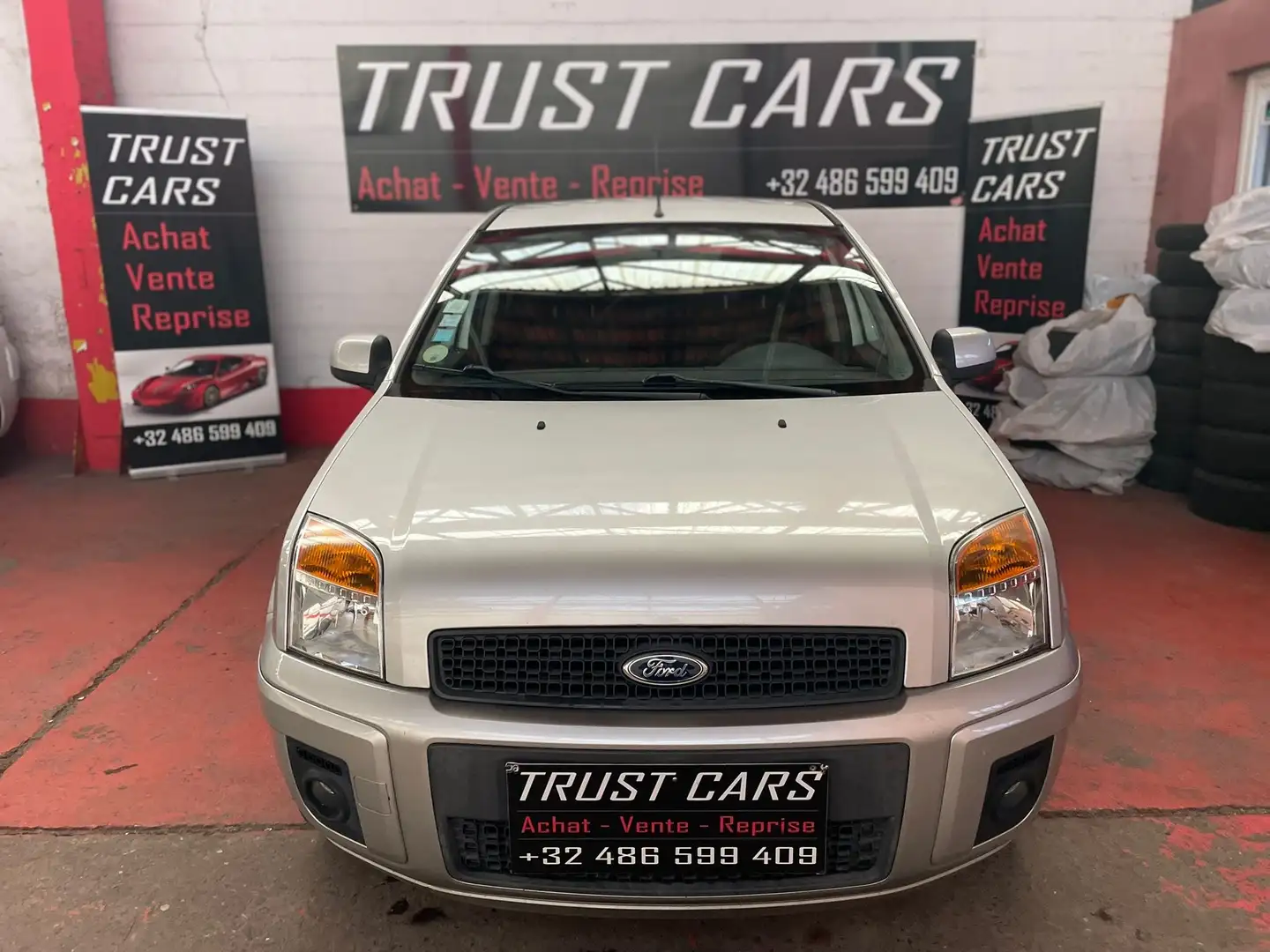 Ford Fusion Fusion 1.4i Xtrend 12 MOIS DE GARANTIE Grijs - 1