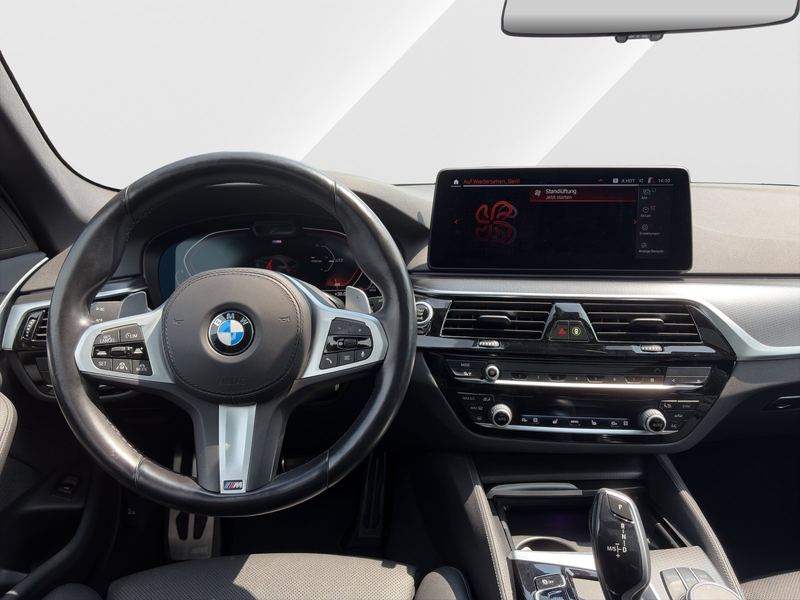 BMW 530 i Touring M Sport/LivePro/CarPlay/DrivingPro/Head- — photo 9