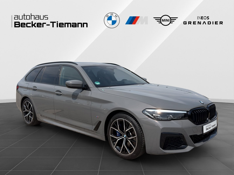 BMW 530 i Touring M Sport/LivePro/CarPlay/DrivingPro/Head- — photo 7