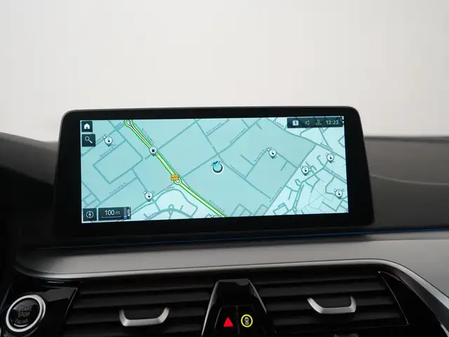 BMW 5 Series view 13