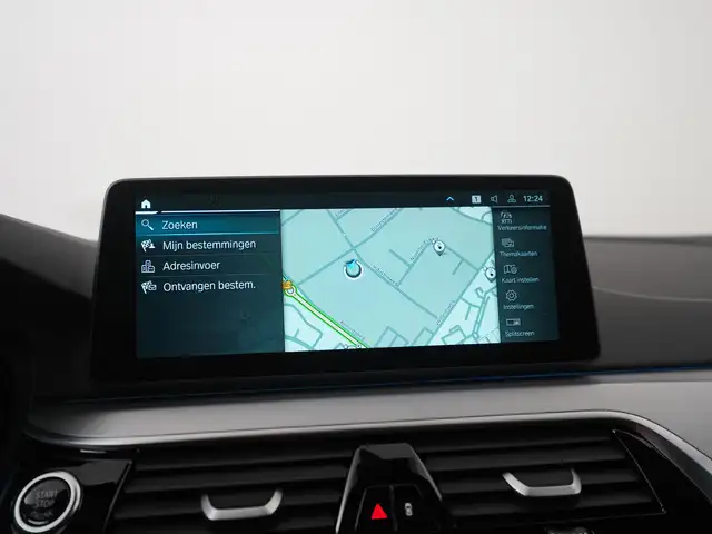 BMW 5 Series view 14