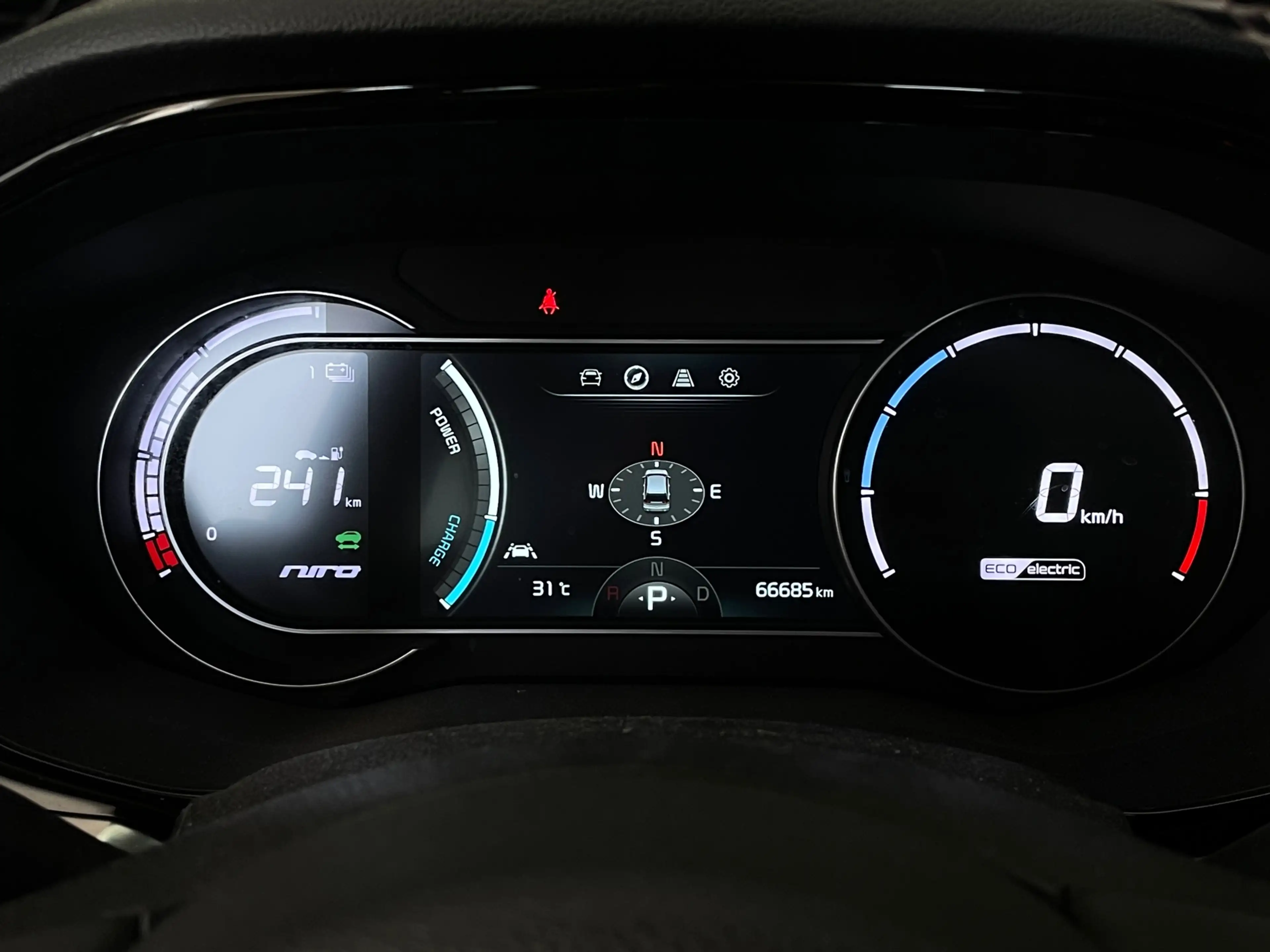 Kia e-Niro 64-kw Niro e-Niro EV DynamicLine 3-fase SOH 100% i — photo 13
