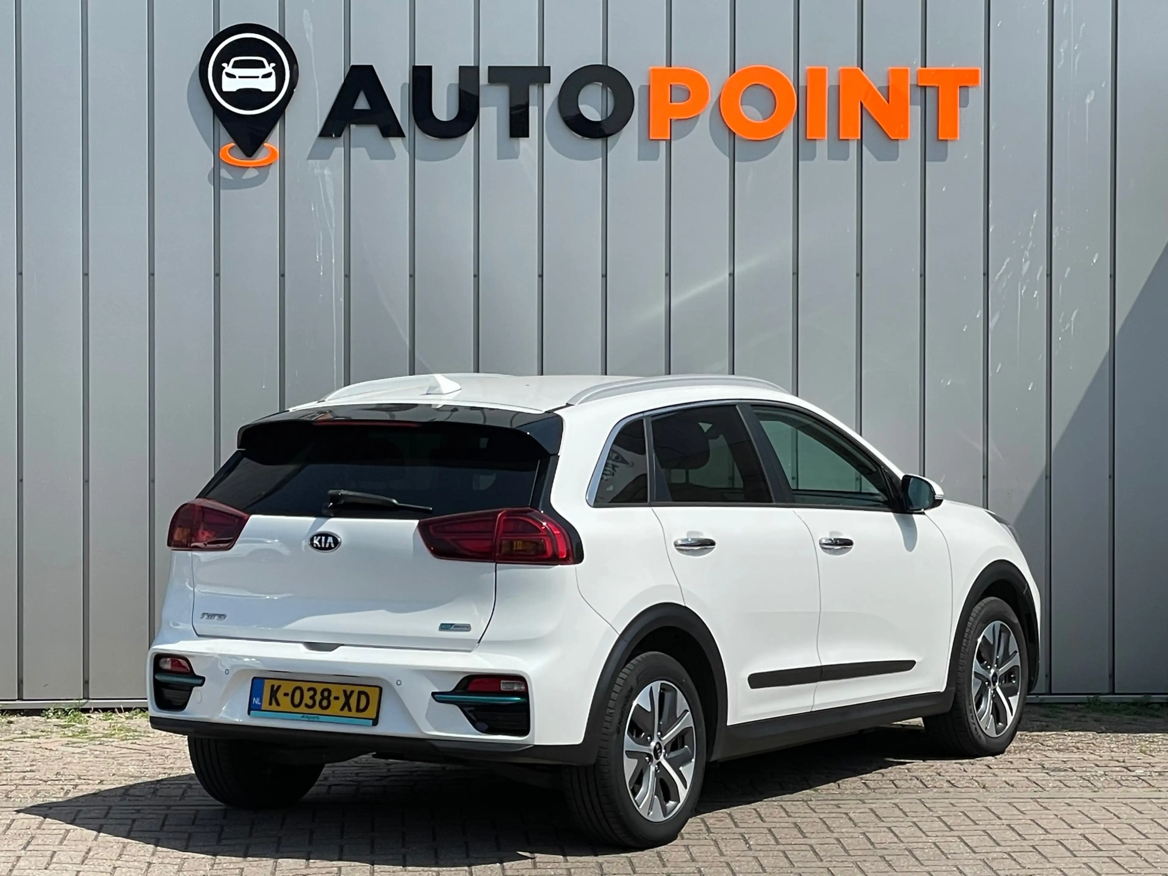 Kia e-Niro 64-kw Niro e-Niro EV DynamicLine 3-fase SOH 100% i — photo 5