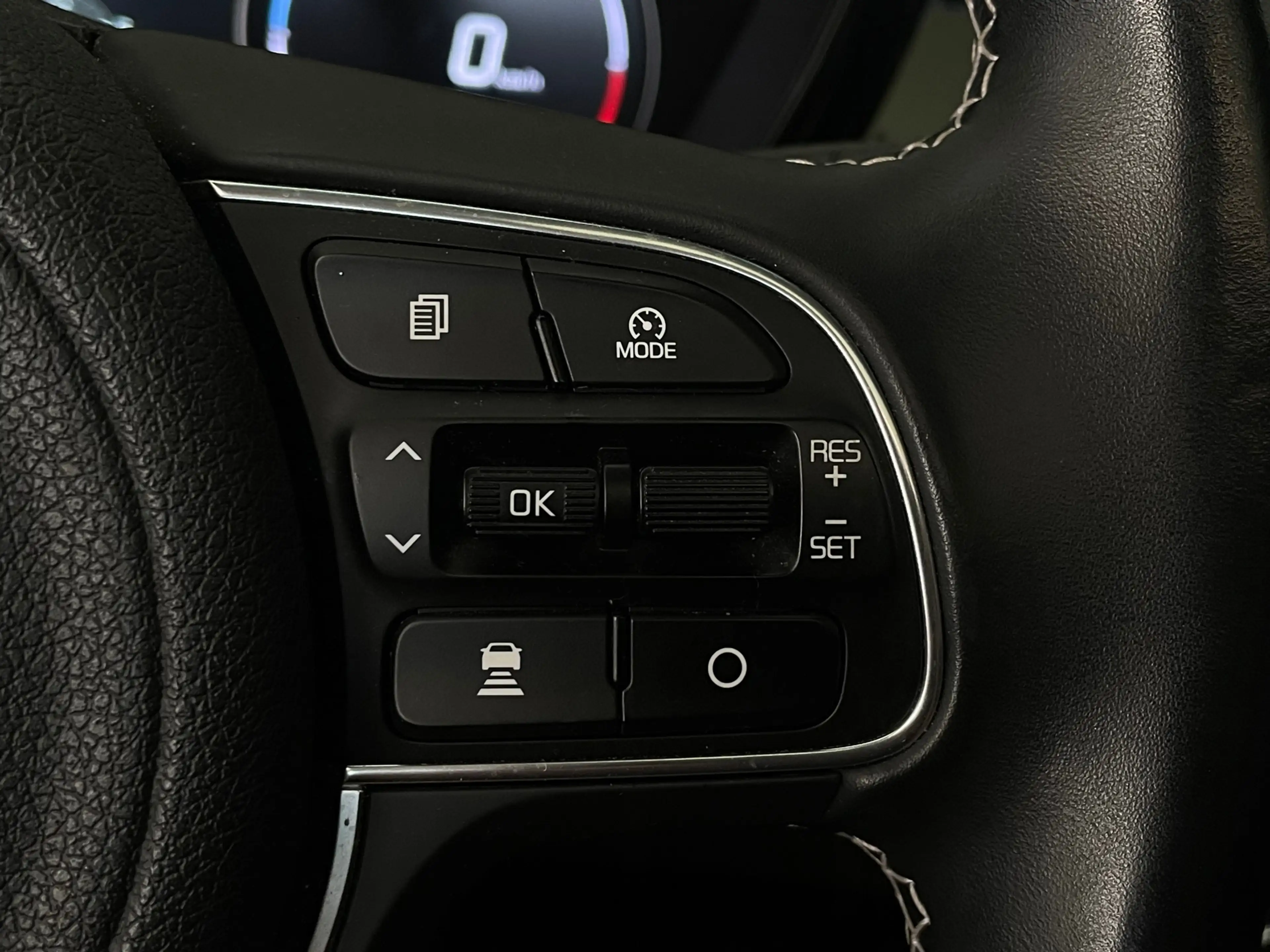 Kia e-Niro 64-kw Niro e-Niro EV DynamicLine 3-fase SOH 100% i — photo 12