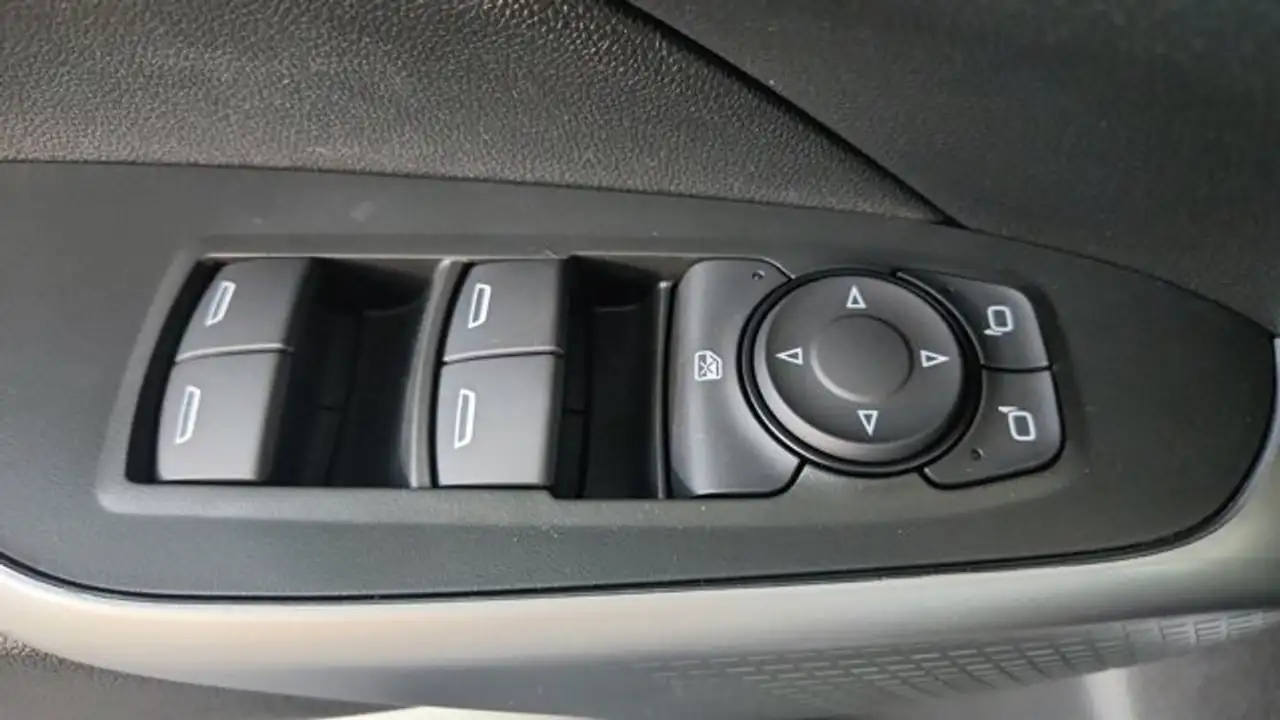 Chevrolet Trax снимка Chevrolet Trax