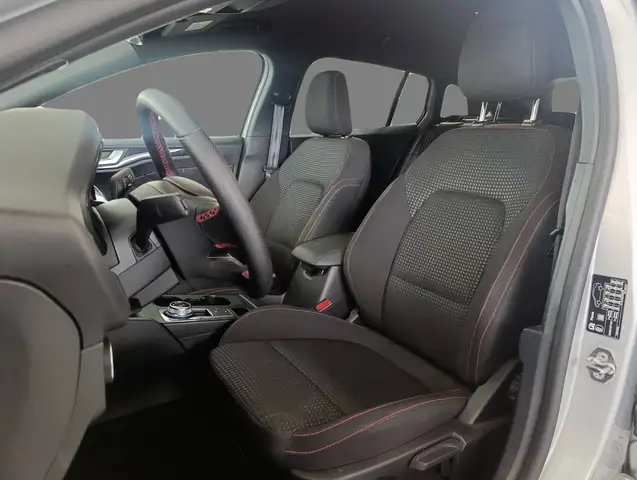 Ford Focus view 11