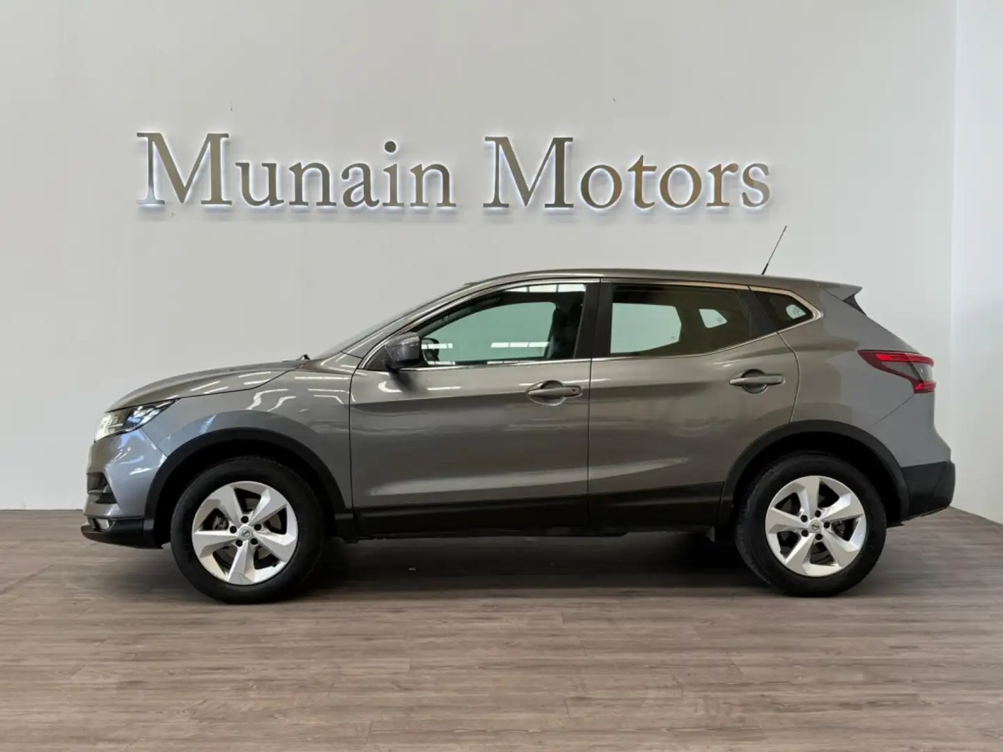 Nissan Qashqai 1.7dCI Acenta 4x2 Grijs - 2