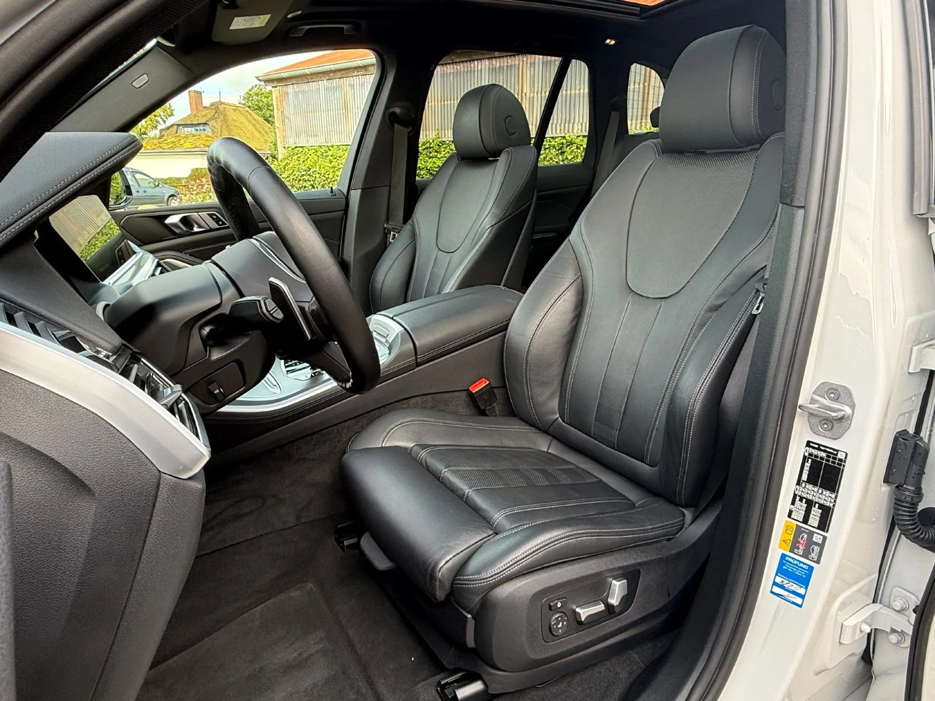 BMW X5 xDrive45e M-SPORTPAKET,22",Head,Mem,Pano,DAB — photo 12