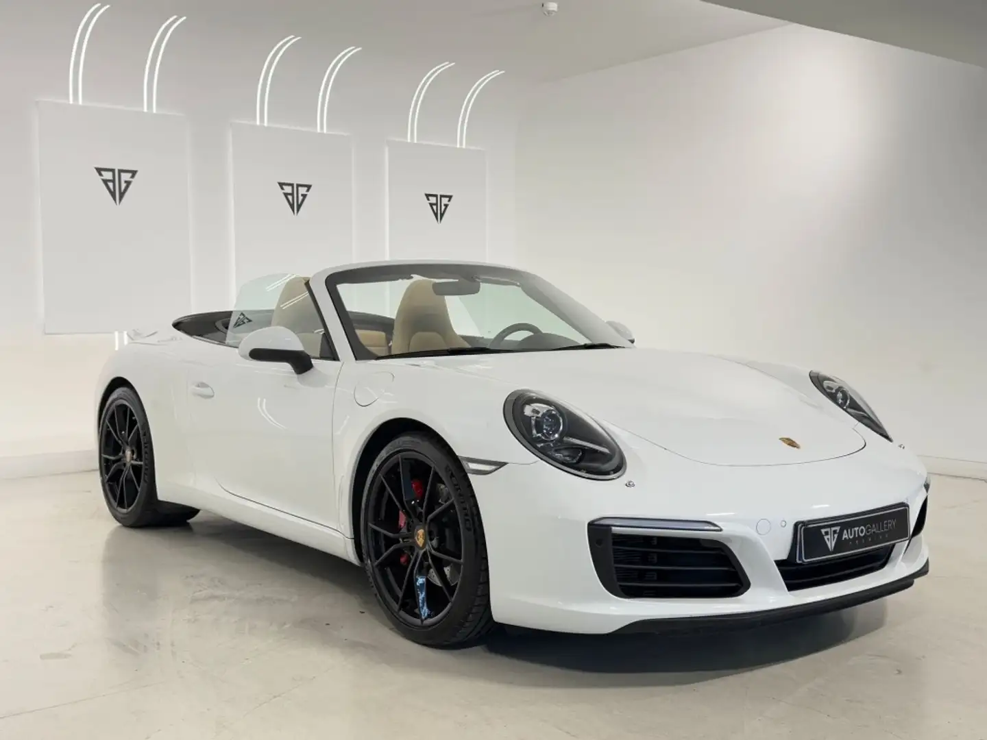 Porsche 991 Carrera Cabriolet PDK Blanc - 2