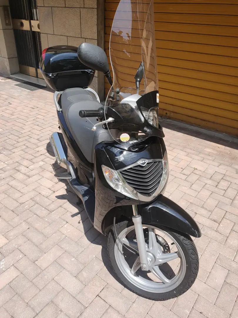 Honda SH 150 Bauletto, parabrezza Nero - 1