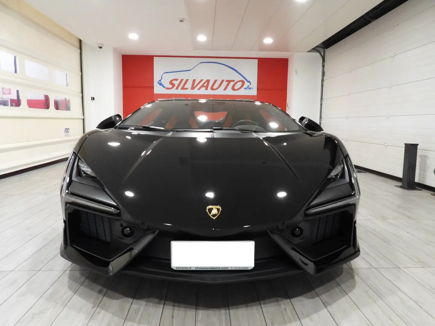 Lamborghini Revuelto 6.5 V12 HPEV - PRONTA CONSEGNA – KM0 (2024) Чорний - 2